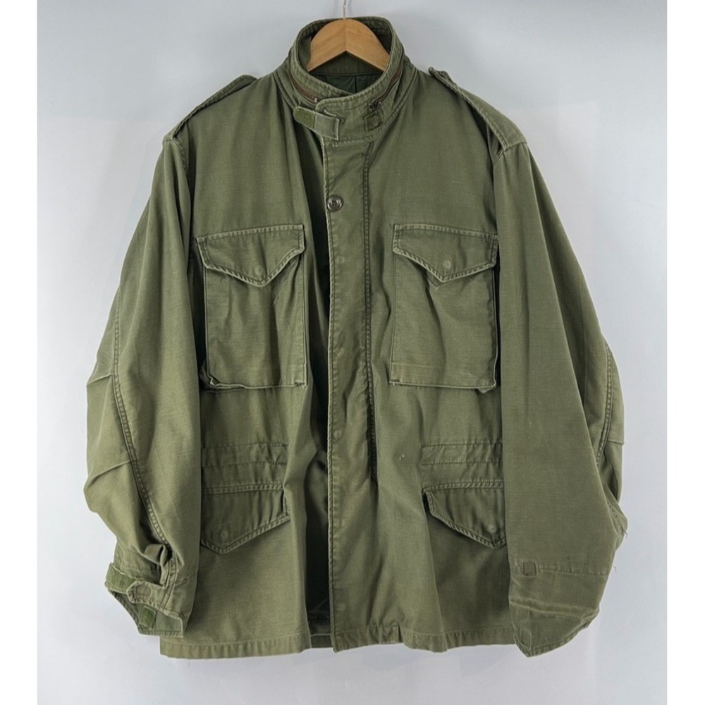 Vintage 1960s US Military M-65 Field Jacket OG-107 Vietnam Scovill  Zipper Small